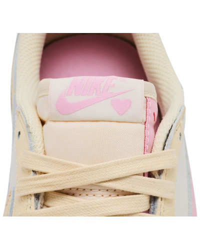 Travis Scott x Air Jordan 1 Retro Low OG 'Shy Pink'