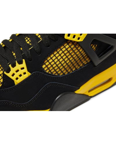 Air Jordan 4 Retro 'Thunder' 2023